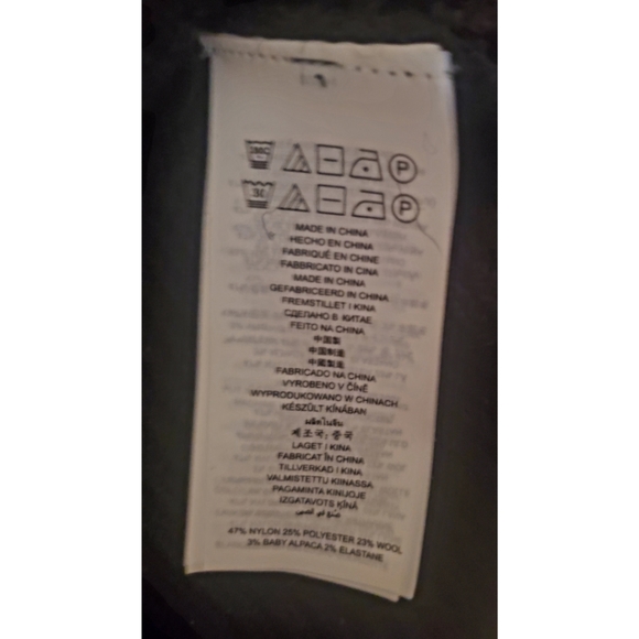 Michael Kors women's sweater size small - Picture 7 of 7